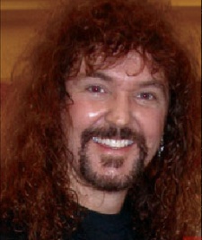 Wally Wingert
